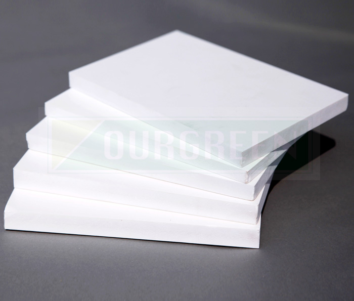 如何選擇適合制作pvc浴室柜板呢？